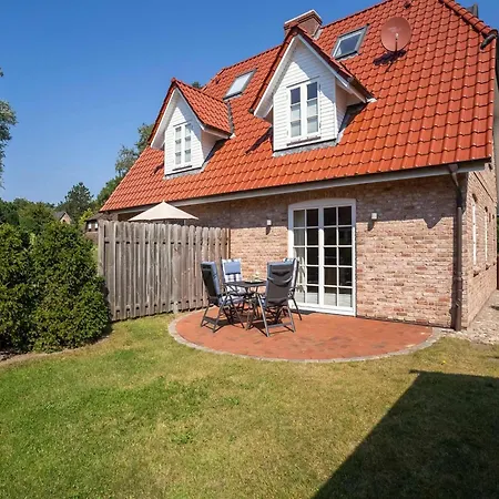 Semi Detached House In A Quiet Location In The Village Of St Peter Ording Holiday home Bohl