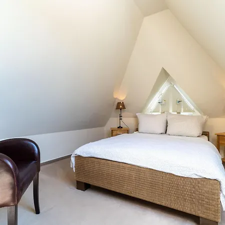 Semi Detached House In A Quiet Location In The Village Of St Peter Ording